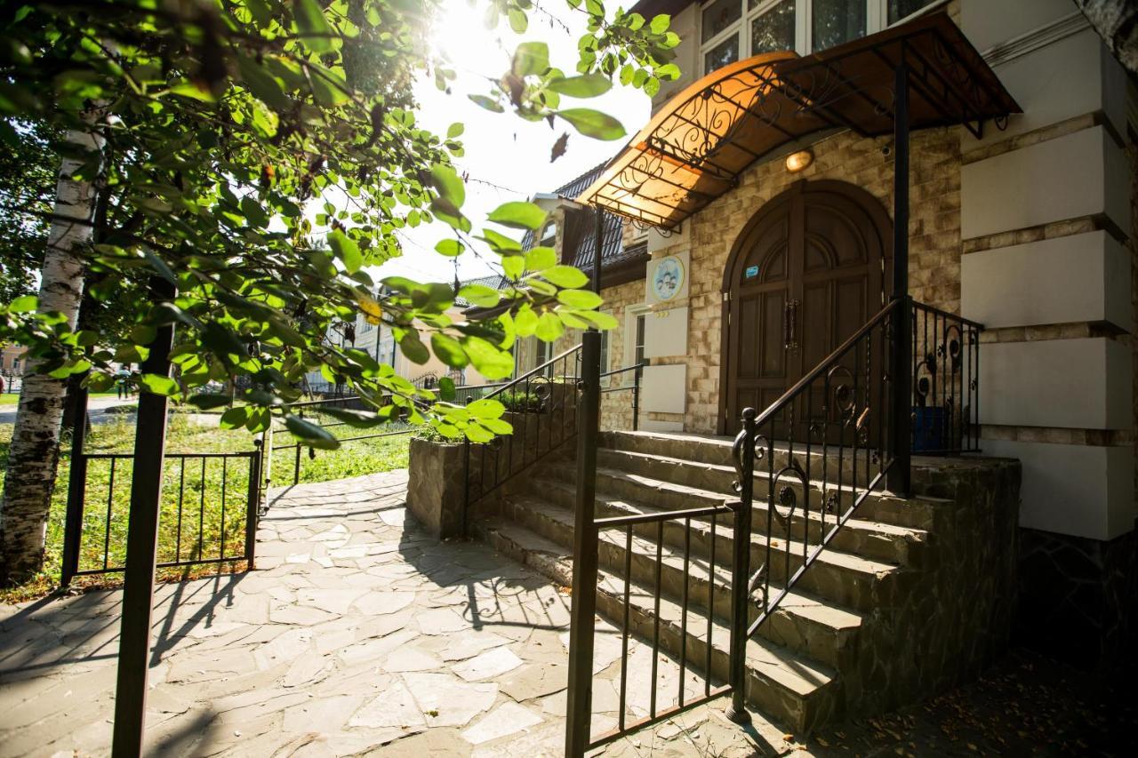 سرغيايف بوساد Hotel Sergiev المظهر الخارجي الصورة