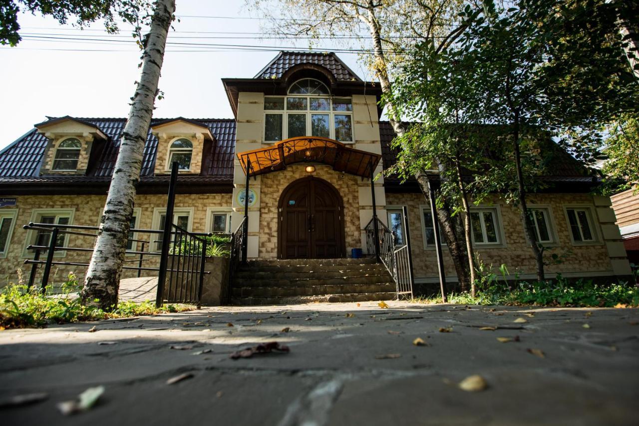 سرغيايف بوساد Hotel Sergiev المظهر الخارجي الصورة